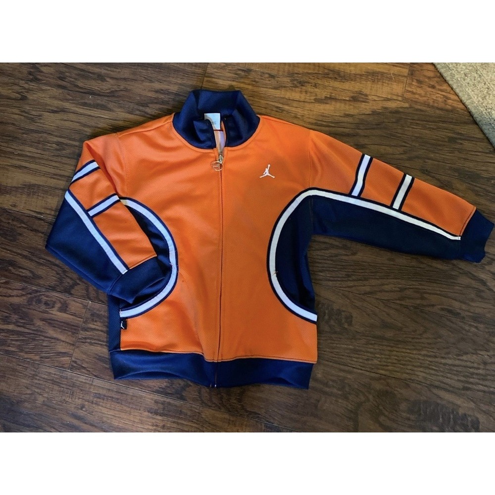 Kids Jordan warmup Jacket Zip up size 6